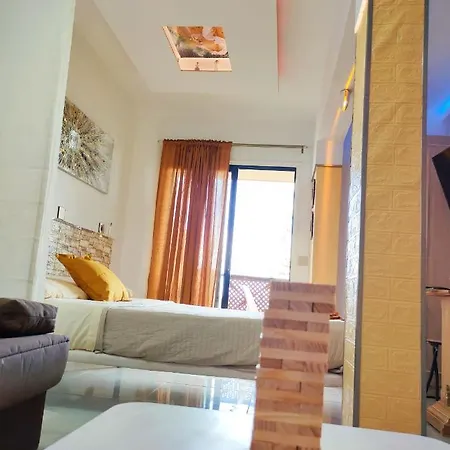 Golden Paradise, Excelentes Vistas, Piscina Climatizada, Wifi, Albatros Park, Golf Del Sur San Miguel de Abona